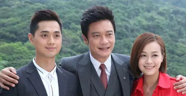 郑俊弘结束TVB24年合约正式离巢 _ 细节速览