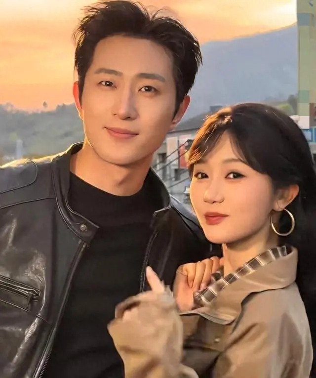 王凯沐岳雨婷主演《天亮了你就回来了》63集引观众不满 _ 现场图