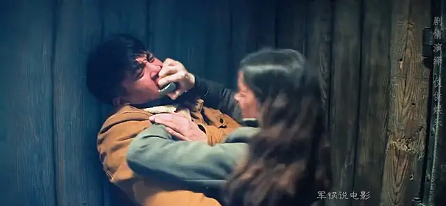 《风暴女》定档2026暑期，主演完成3个月实战格斗训练 _ 现场图